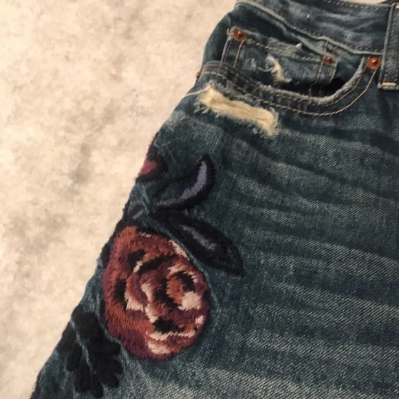Abercrombie & Fitch Jeans Womens 27 Blue Embroidered Annie Girlfriend Boho Artsy - Picture 4 of 10